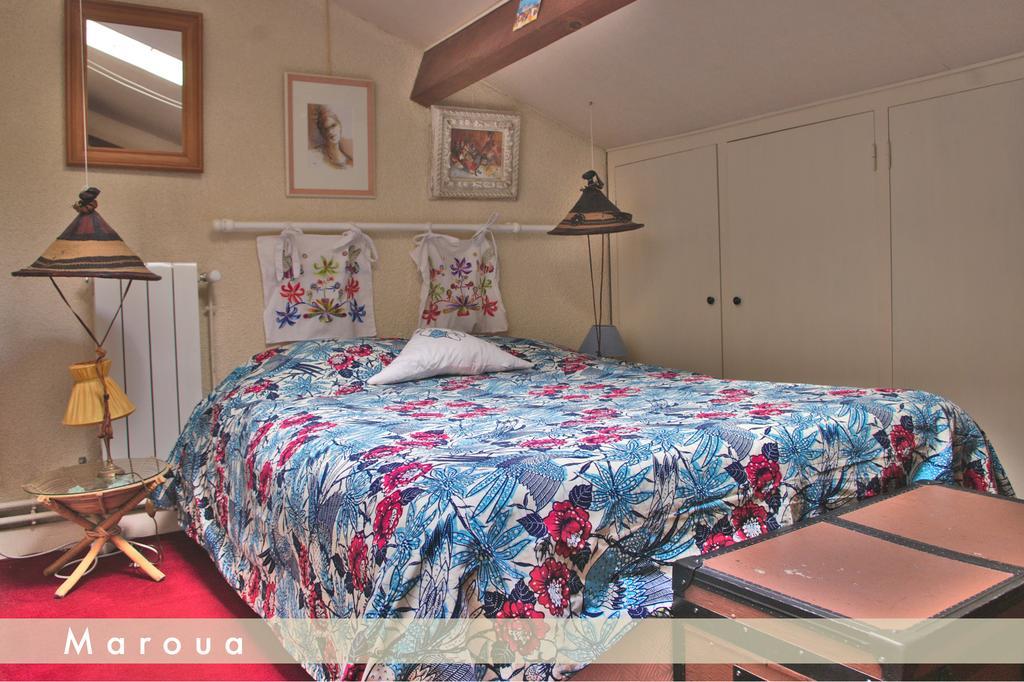 Chez Mamie Et Papi Bed & Breakfast Puynormand Rom bilde
